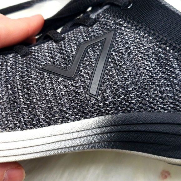 Vionic Black Gray Knit Agile Adley 335 Sneakers Size 6m - Picture 4 of 8